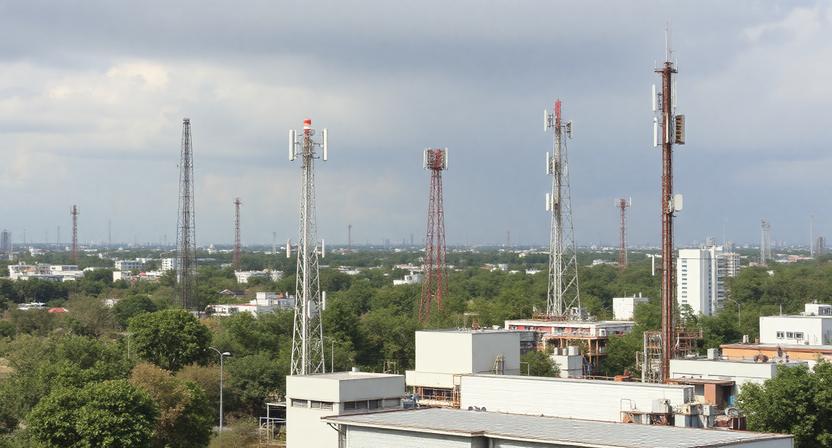 Indus Towers Share Price Target